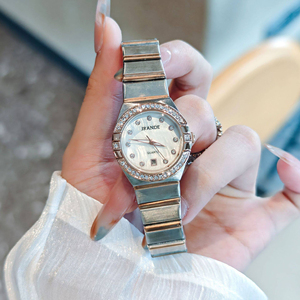 Nuevo Reloj de Cuarzo para Mujer con Esfera de Nácar, Visualización de Fecha, Caja de Acero Inoxidable, Diseño Simple y Elegante - Product Image 2