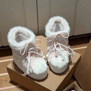 Botas de Nieve Unisex de Invierno 2026 de Alta Calidad, Botas Cortas con Forro de Piel Grueso y Cálido, Estilo Robusto para Caminar - Product Image 2