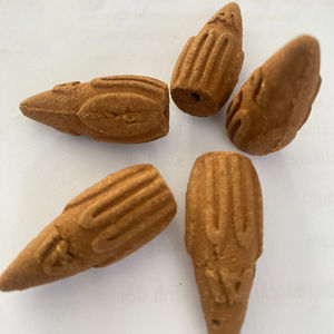 Cônes d'encens à la cannelle de haute qualité pour l'aromathérapie et le yoga – Encens naturel à base de plantes, longue durée de combustion, pour la maison - Product Image 1