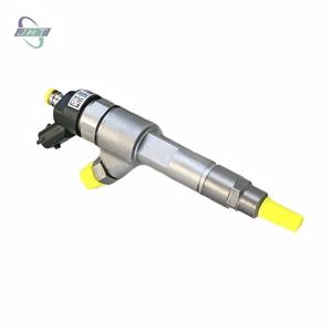 Injektor Bahan Bakar Diesel 0445120016 0445120017 0445120012 0445120019 0445120020 0445120009 0445120010 untuk 8140.43 / 8140.43S 2.8L - Product Image 5
