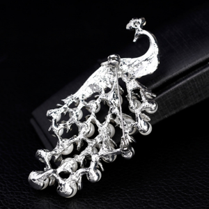 أحدث تصميم بروش طاووس 18k لؤلؤ أبيض زهرة ملابس نسائية بروش من سبيكة حجر الراين بروش حفلات زفاف بروش - Product Image 4