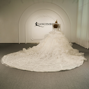 Vestido de Novia de Gala con Cuentas de Cristal Gt26072, Mangas Largas Transparentes, Apliques de Encaje y Cola Catedral Jancember - Product Image 4