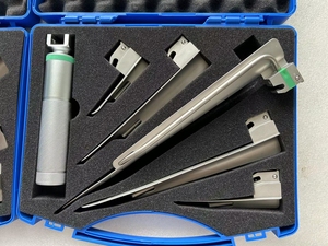 Set laringoskop hewan baja tahan karat yang dapat dipakai ulang untuk klinik hewan dan perawatan darurat - Product Image 3