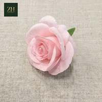 Künstliche Seidenrosenblütenköpfe Großhandel mit Kunststoffstiel Künstliche Rosen für Hochzeitsblumenwand Bogen Gangdekoration Vietnam Kambodscha