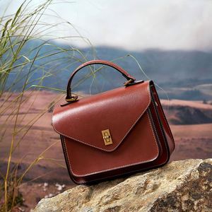 Sac à bandoulière vintage en cuir véritable pour <span class=keywords><strong>femme</strong></span> Asuwish avec deux sangles imperméables - Product Image 1