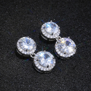 Orecchini scintillanti a forma di ruota rotonda per donna, gioielli eleganti e versatili per le orecchie - Product Image 2