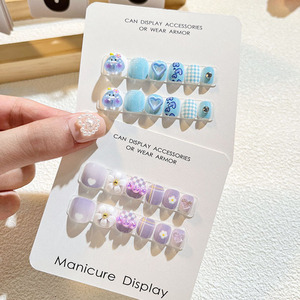 <span class=keywords><strong>Uñas</strong></span> <span class=keywords><strong>postizas</strong></span> 3D hechas a mano de ABS <span class=keywords><strong>para</strong></span> <span class=keywords><strong>niñas</strong></span> con dijes y diseño de diamantes de imitación <span class=keywords><strong>para</strong></span> dedos - Product Image 1