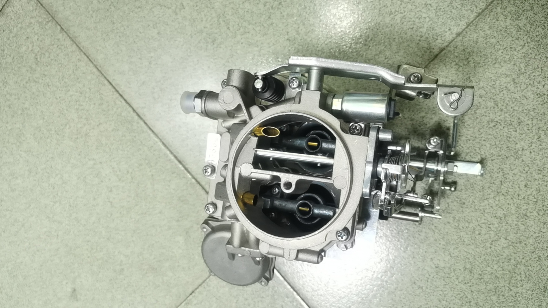 Toyota FJ40 Carburetor 21100-61012 - Heavy Duty Performance
