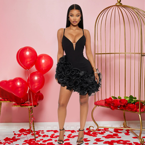 Abito da festa nero senza spalline 2026 da donna, mini abito corto con orlo arricciato a fiori e vita accentuata per feste, balli e serate - Product Image 3