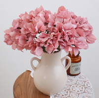 Bunga Hydrangea Buatan Sentuhan Realistis Warna Dusty Rose yang Indah untuk Pernikahan