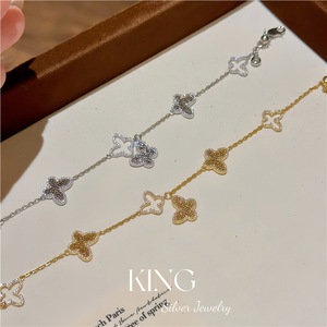 สร้อยข้อมือรูปผีเสื้อ เงินแท้ 925 ชุบทอง ประดับคริสตัลและเพชรเทียม เครื่องประดับสำหรับผู้หญิงใส่ได้ทุกวัน - Product Image 2