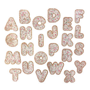 Индивидуальные объемные буквы из фетра с блестками и пайетками, аппликации A-Z, цветочные вышивки, экологичные термоаппликации для одежды - Product Image 1