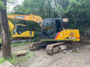 Excavatrice SANY 135 d'occasion à bras court, conception compacte pour la construction urbaine - Product Image 4