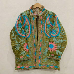 Chaqueta de Terciopelo Verde Salvia de Primera Calidad, Estilo Pheran, para Mujer, Abrigo Tradicional Indio Étnico de Invierno - Product Image 1