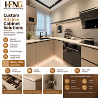 Meuble de cuisine modulaire haut de gamme beige contemporain, solution de rangement pour la maison avec aménagement gain de place pour projets résidentiels et villas
