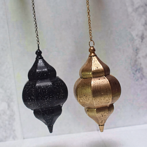 Lanterne suspendue marocaine en métal, lampe suspendue faite à la main, luminaire décoratif pour la maison, mariage, Ramadan, Noël - Product Image 1