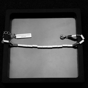 Pulsera de Cadena Geométrica Plateada de Diseño Simple y Popular, Estilo Hiphop, de Acero de Titanio, Unisex, Joyería al por Mayor - Product Image 5