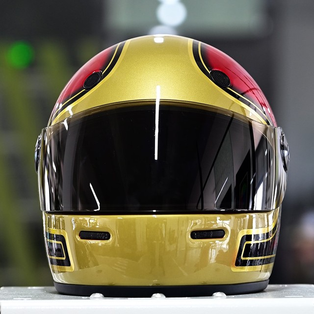 High Quality Customize Approved Full Face Retro Summer Iron Man Modular Carbon Fiber Motorcycle Helmets