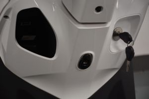 <span class=keywords><strong>Moto</strong></span> électrique 2000W 72V, 65 km/h, <span class=keywords><strong>moto</strong></span> électrique, scooter, <span class=keywords><strong>moto</strong></span> électrique à 2 roues, vente en gros du fabricant - Product Image 6