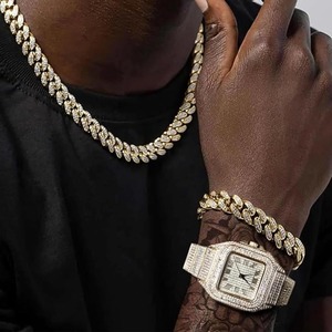 Reloj de Diamantes para Hombre, Brazalete Ancho con Incrustaciones de Diamantes, Chapado en Oro Blanco y Platino, Conjunto de Pulsera o Collar Opcional - Product Image 3