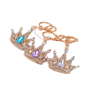 NEW Souvenir Glitter Sparkling Crystal Rhinestone Pendant Purse Charm Ornament Animal Metal 3D Cartoon Diamond Crown Keychain