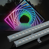 Lampu Wall Washer LED 24V Berkualitas Tinggi Full Color DMX512, Lampu Sorot Terpasang di Permukaan, Warna-warni yang Dapat Diubah dengan Rating IP66