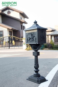 صندوق بريد أحمر من الألومنيوم مقاوم للصدأ بطراز تقليدي مزخرف مع حامل - Product Image 6