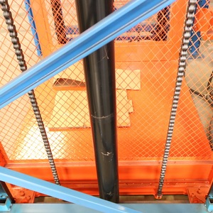 חיזק 500kg כדי 3 טון מותאם אישית במפעל מחסן רכבת סוג הידראולי מעלית משא - Product Image 5