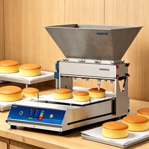 Machine automatique de remplissage de crème pour croissants, pains feuilletés et gâteaux à la mousse - Product Image 5