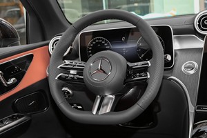 Mercedes-Benz AWD 260 L 4MATIC SUV, Caja de Cambios Automática, Cuero, Volante a la Izquierda, 2025 - Product Image 6