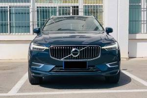 2019 pour <span class=keywords><strong>XC60</strong></span> T5 AWD SUV Automatique avec Intérieur en Cuir, Toit Ouvrant Panoramique, Éclairage LED, Fonctions de Sécurité, Conduite à Gauche - Product Image 2