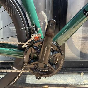 7.5 KG |   Bicicleta de Carretera de Fibra de Carbono Kozo, Venta Directa de Fábrica, <span class=keywords><strong>Shimano</strong></span> 105 24s, Frenos de Disco Hidráulicos, OEM CE T1000 - Product Image 3