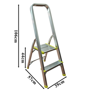 Échelle pliante en aluminium à <span class=keywords><strong>2</strong></span> <span class=keywords><strong>marches</strong></span> avec poignée et <span class=keywords><strong>marches</strong></span> antidérapantes, échelle légère pour la maison - Product Image 5