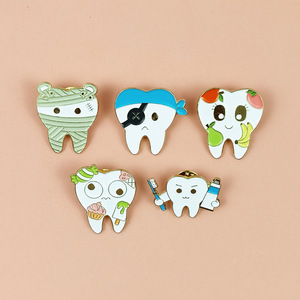 Broche Creativo para el Cuidado Dental, Diseño Personalizado de <span class=keywords><strong>Dientes</strong></span> de Dibujos Animados, Insignia de Recuerdo Dental, Pin de Solapa de Esmalte - Product Image 1