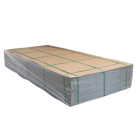 Panneau de treillis de volière 6ft treillis métallique soudé 6x6 10awg trou carré pour les services de pliage et de coupe personnalisés de clôture