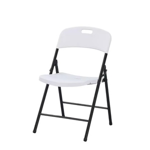 Chaise pliante blanche légère en gros, portable, en plastique, pour jardin, fête, événements et location - Product Image 3