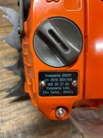 Gergaji Mesin Bensin Profesional Heavy Duty 5.2kw Hus 395xp 93.6cc dengan Batang 24-inci untuk Penebangan dan Pemotongan Pohon