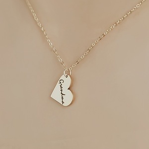 Collana Trendy in Acciaio Inox Oro e Oro Rosa con Ciondolo a Cuore Inciso, Regalo Personalizzato per Anniversario e <span class=keywords><strong>Migliori</strong></span> Amici - Product Image 3