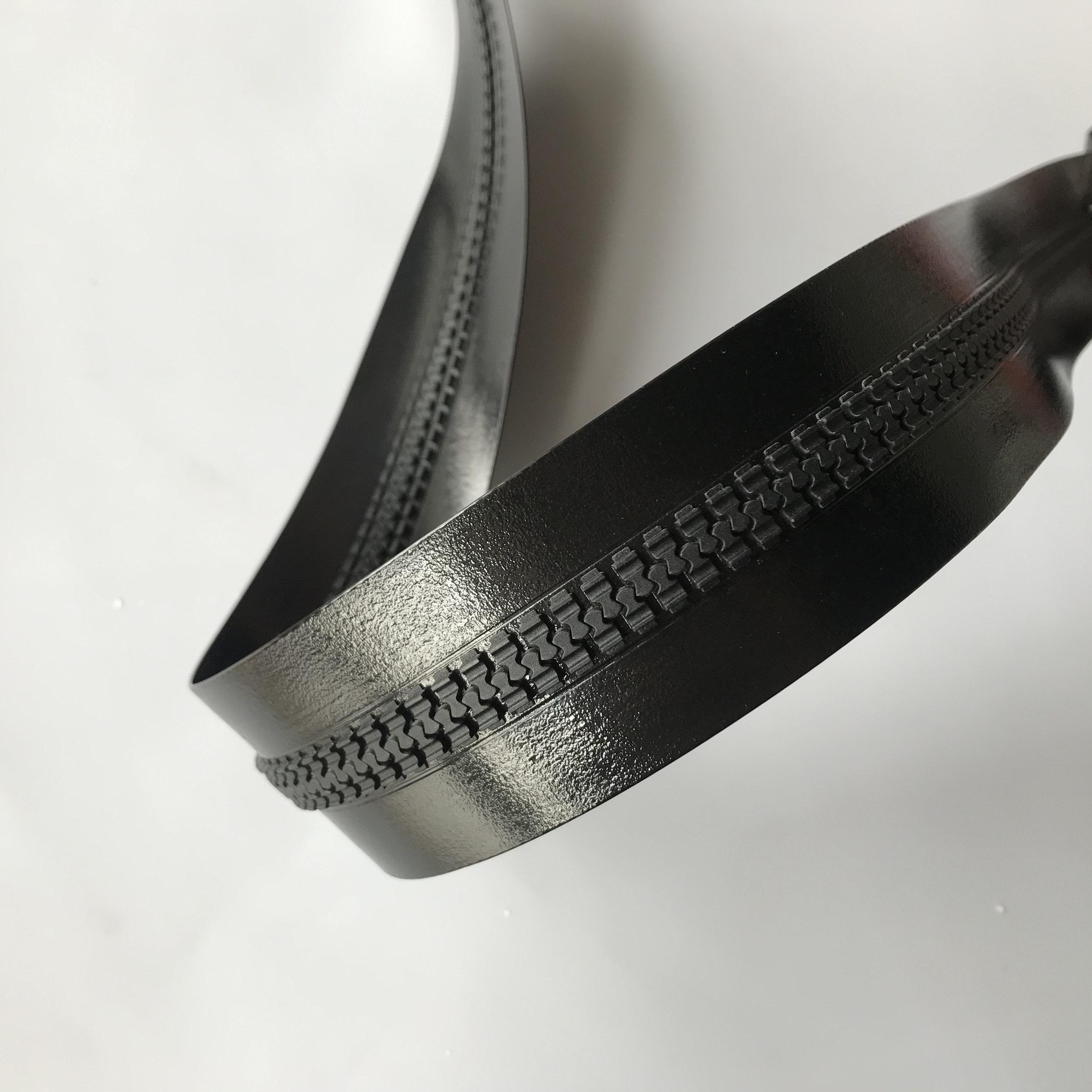 Airtight Slider Zipper, TPU Weldable Isolation For Diving Suit, TPU Coated Tape, Resin Teeth, Metal Slider.