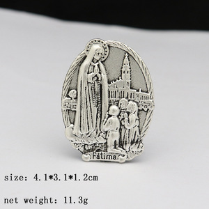 Colgante Religioso Vintage <span class=keywords><strong>de</strong></span> Aleación <span class=keywords><strong>de</strong></span> Zinc Chapado en Oro <span class=keywords><strong>de</strong></span> 18K con Relieve <span class=keywords><strong>de</strong></span> la <span class=keywords><strong>Virgen</strong></span> María para Decoración <span class=keywords><strong>de</strong></span> Automóviles - Product Image 6