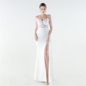 <span class=keywords><strong>Robe</strong></span> <span class=keywords><strong>de</strong></span> soirée sirène 2026 à fines bretelles, fente haute, ornée <span class=keywords><strong>de</strong></span> perles, taille cintrée et lacets, idéale pour les mariages, banquets et soirées <span class=keywords><strong>de</strong></span> luxe élégantes - Product Image 4
