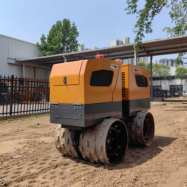 Remote Control Road Roller 1.6 Ton-1.8 TonMini Compactor Road Roller Fully Hydraulic Trench Vibratory Soil Road Roller