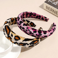 Serre-tête en velours polyvalent et tendance, motif léopard moelleux, accessoires capillaires vintage colorés en éponge pour femmes
