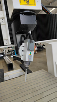 Machine de gravure CNC verticale robuste à 5 axes, pour la création de sculptures 3D complexes à mouvement fluide, pour le traitement du bois, de la mousse et des matériaux composites multiples