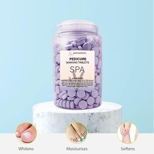 เม็ดฟู่สมุนไพรแบบกำหนดเองสำหรับขายส่งจำนวนมาก สำหรับทำเล็บมือและเล็บเท้า ช่วยปลอบประโลมและทำความสะอาดผิวสำหรับสปาเท้า - Product Image 1