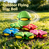 Jouet pour chien Transform Flying Saucer Ball, jouet interactif pour animaux de compagnie avec LED, qui se déforme en pressant, pour jouer en extérieur