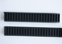 Pita pembawa ESD PS/ABS/PET/PC/PVC kustom untuk bahan plastik paket SMT