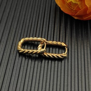 <span class=keywords><strong>Orecchini</strong></span> a Cerchio <span class=keywords><strong>di</strong></span> Lusso con Diamanti, Placcati Oro 18K, <span class=keywords><strong>di</strong></span> Alta Moda, Intrecciati, da <span class=keywords><strong>Donna</strong></span> e Uomo, Firmati - Product Image 3