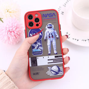 Funda Rígida Translúcida Mate con Diseño de Astronauta de la NASA <span class=keywords><strong>para</strong></span> <span class=keywords><strong>iPhone</strong></span> 15 Pro 14 Pro 13 <span class=keywords><strong>12</strong></span> Fundas <span class=keywords><strong>Para</strong></span> Celulares - Product Image 3