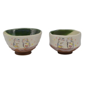Tasse à thé japonaise faite à la main, deux tailles, motif chat amusant, bol à matcha peint, mignon - Product Image 1